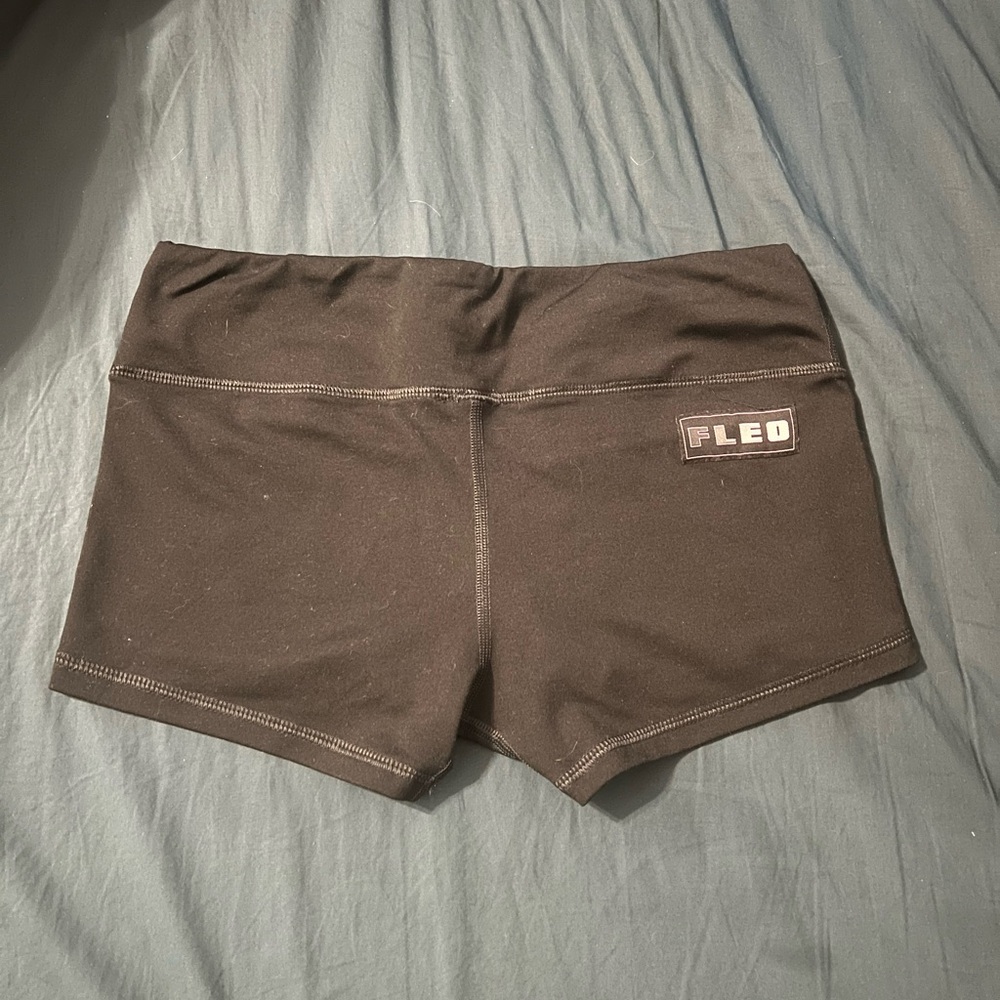 FLEO Women's Black Shorts
